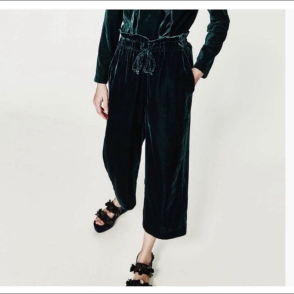 Zara Velvet High-Waisted Wide Leg Cropped Pants